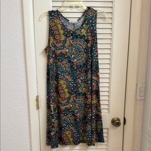 Sleeveless Paisley Print Dress